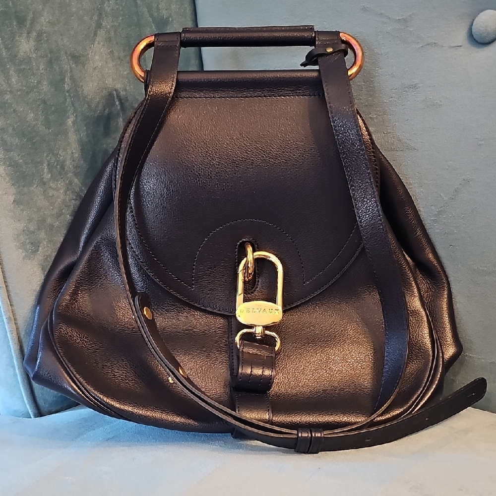 Authentic Vintage Delvaux Cerceau GM in Navy Blue Leather with Mirror *Stunning* - Picture 2 of 13
